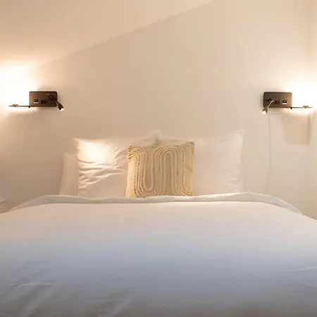 De Luxe 18 Personnes Avec Cinema Prive, Spa, Et Salle De Sport - Ideal Sejour Bien-etre