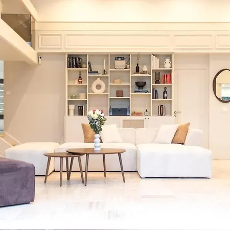 De Luxe 18 Personnes Avec Cinema Prive, Spa, Et Salle De Sport - Ideal Sejour Bien-etre Villa